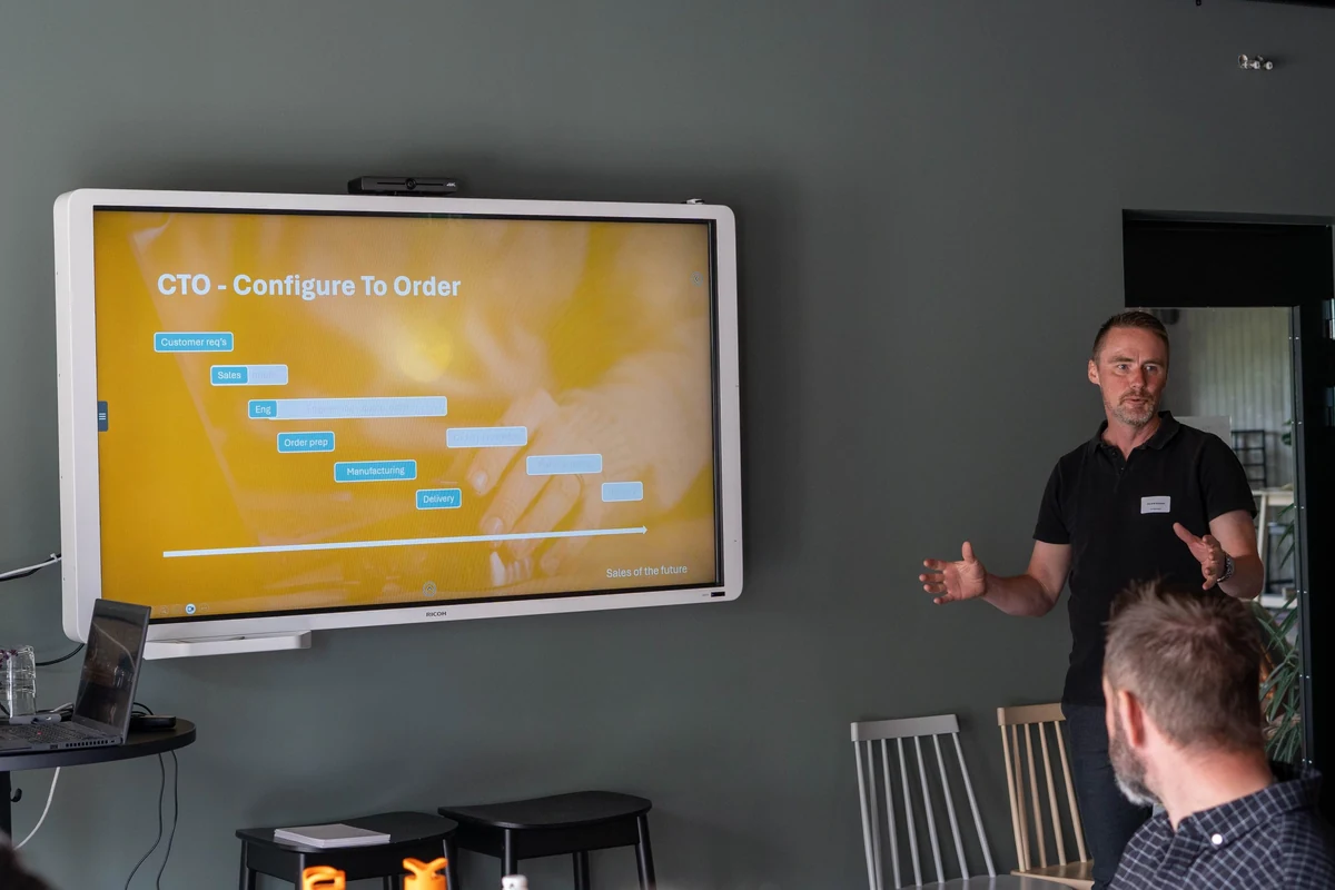Presentatie tijdens het KonfigDesign-event, gefotografeerd voor Elfsquad